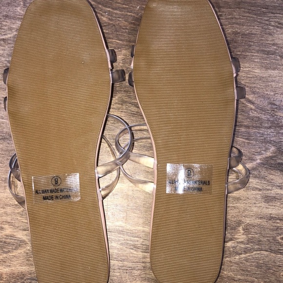 Lulus size 9 clear jelly sandals - Picture 3 of 4